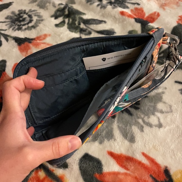 Purses/wallets - Picture 6 of 11